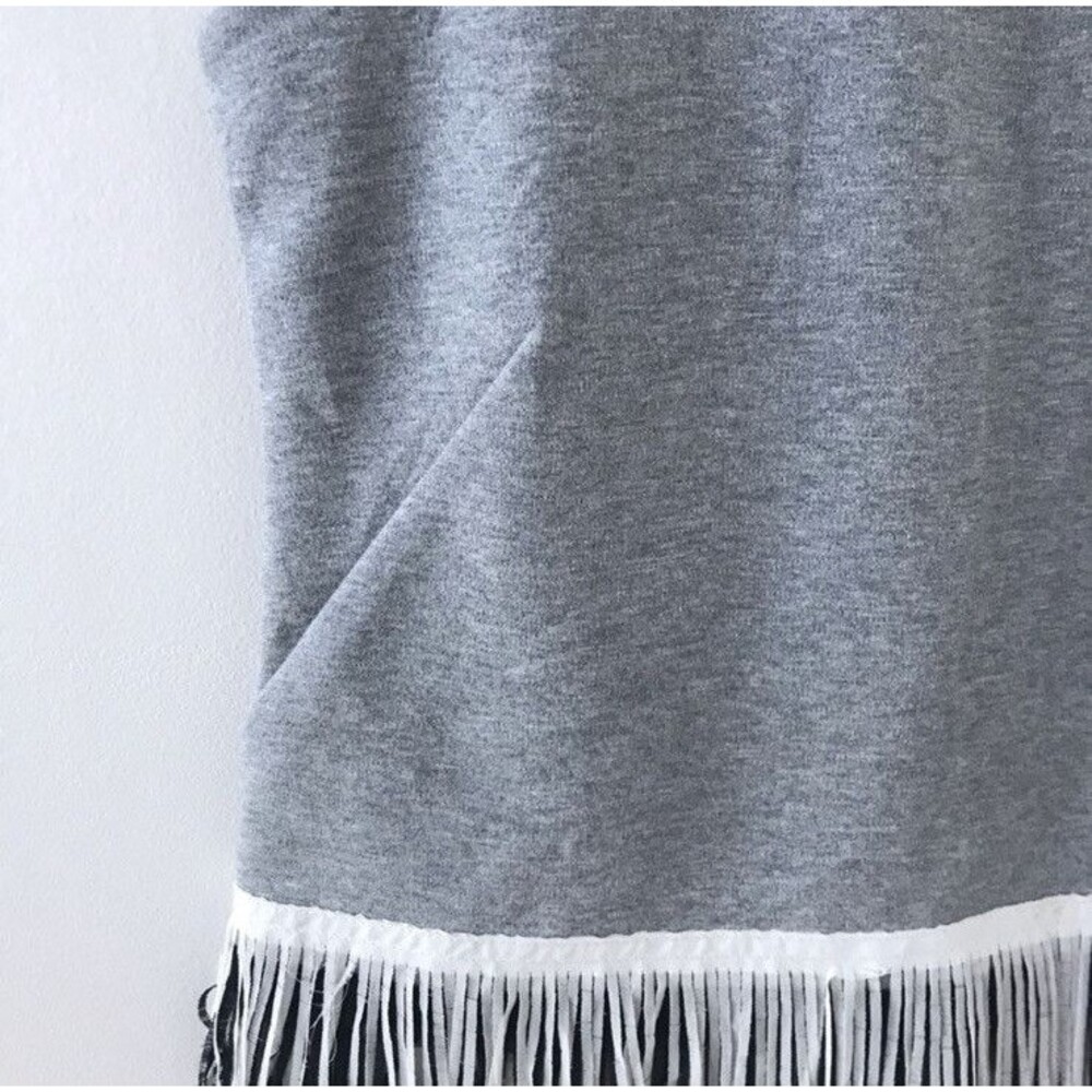 J CREW Size Medium Gray KNIT TOP WITH FUN FRINGE Round Neck Sleeveless NEW - Picture 9 of 10